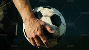 郑钦文因伤退出澳网，连续错过两届大满贯赛事